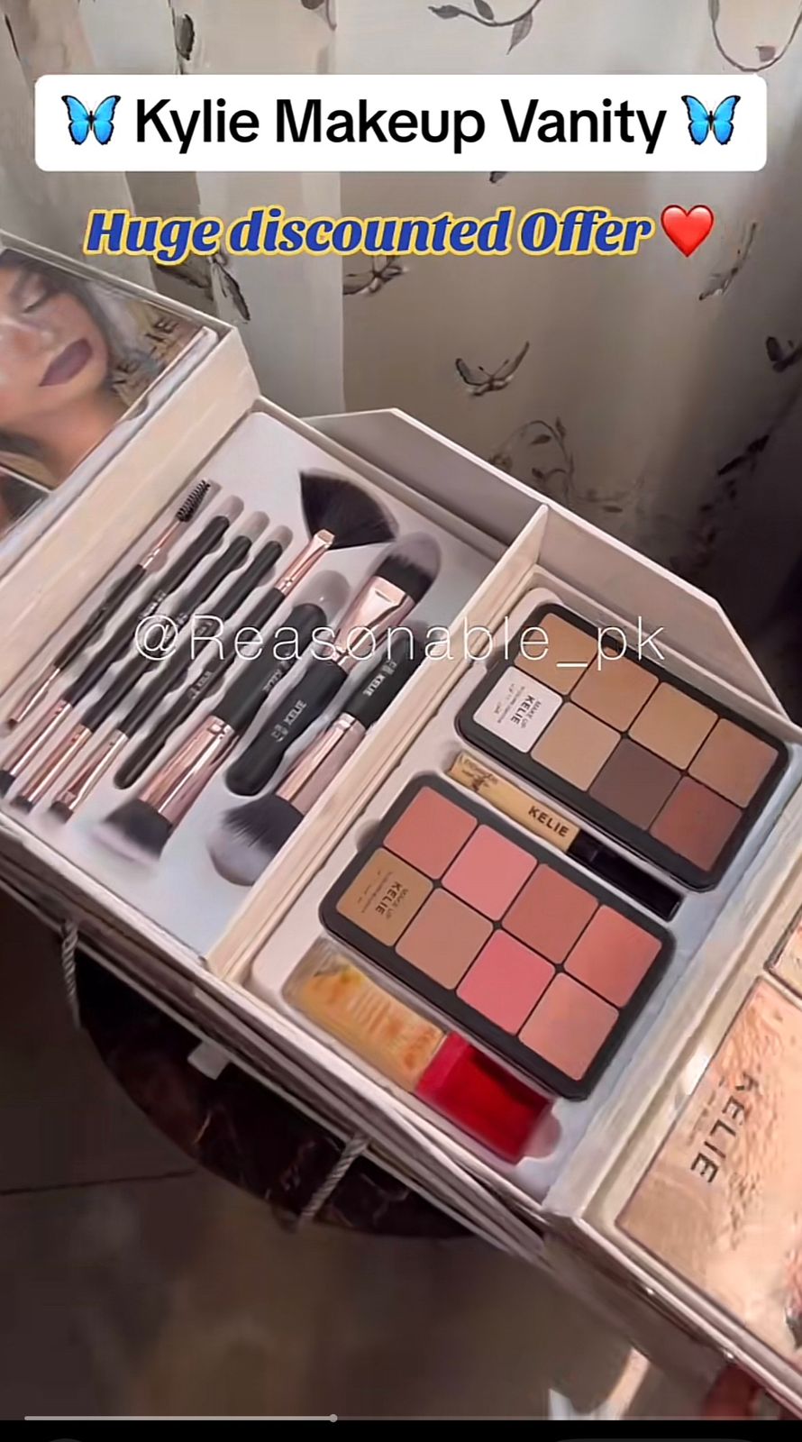 Kylie Makeup Vanity