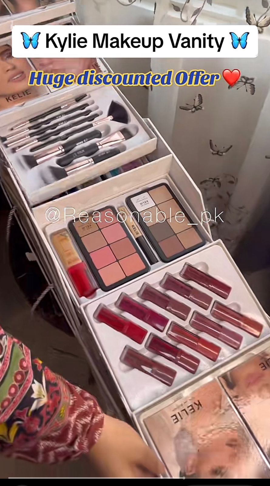 Kylie Makeup Vanity