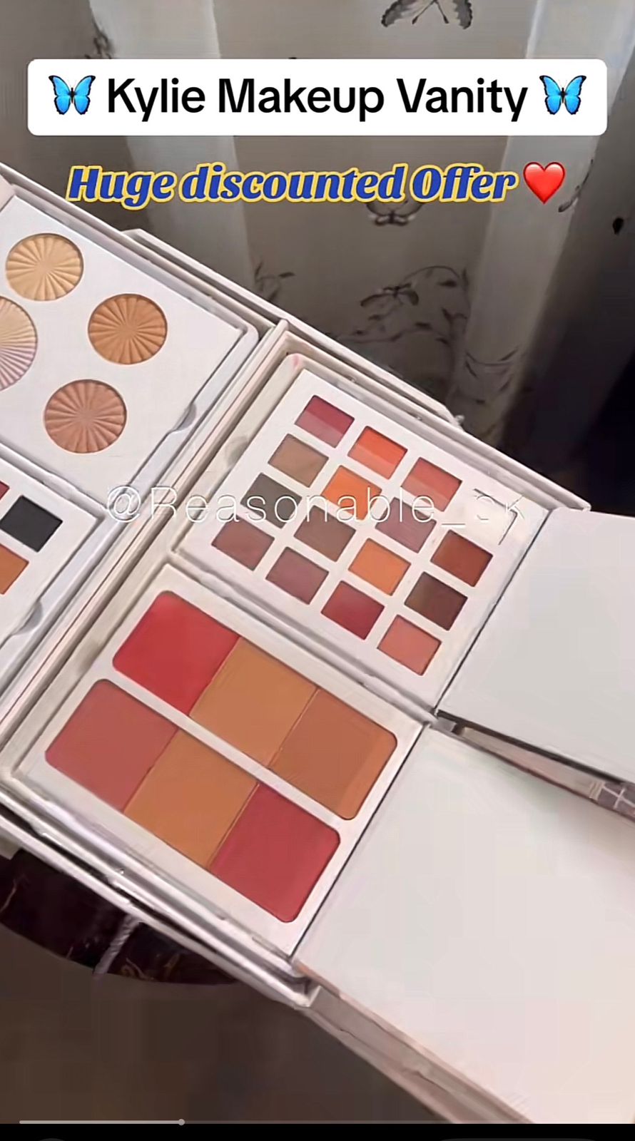 Kylie Makeup Vanity