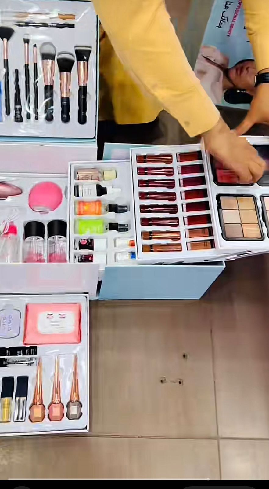 Bestest Make-up Box