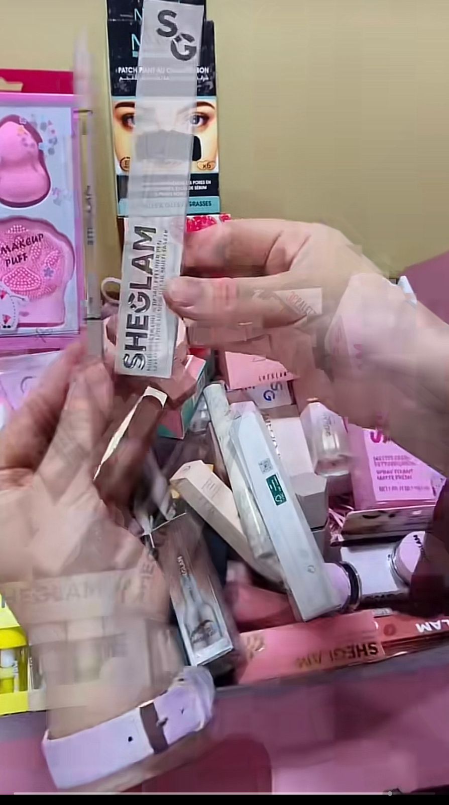 MAKEUP DEAL