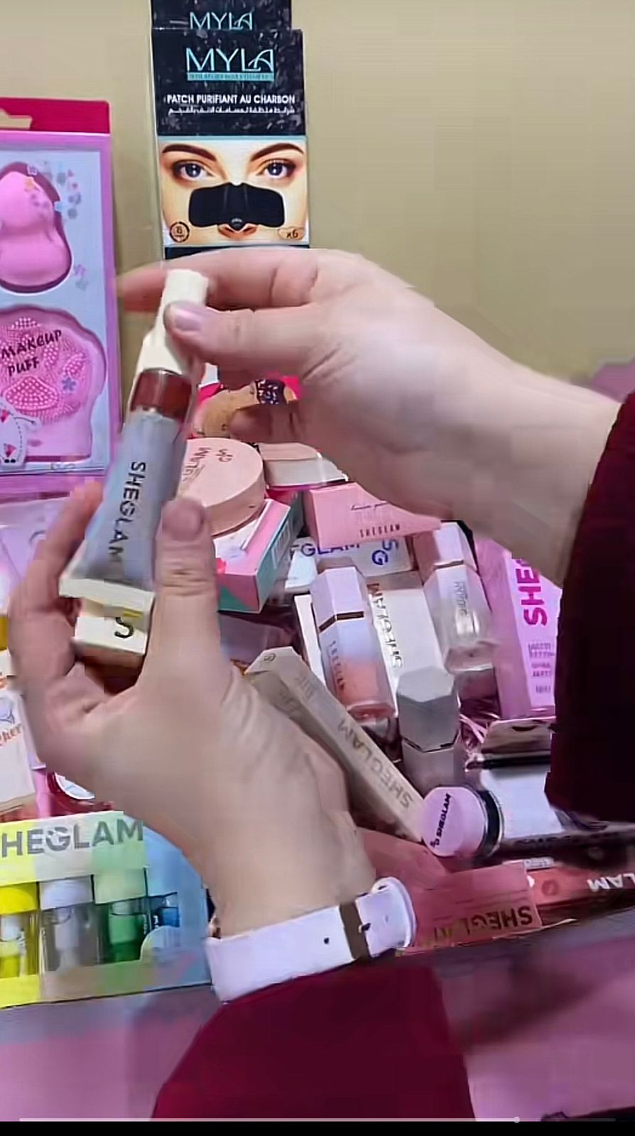 MAKEUP DEAL