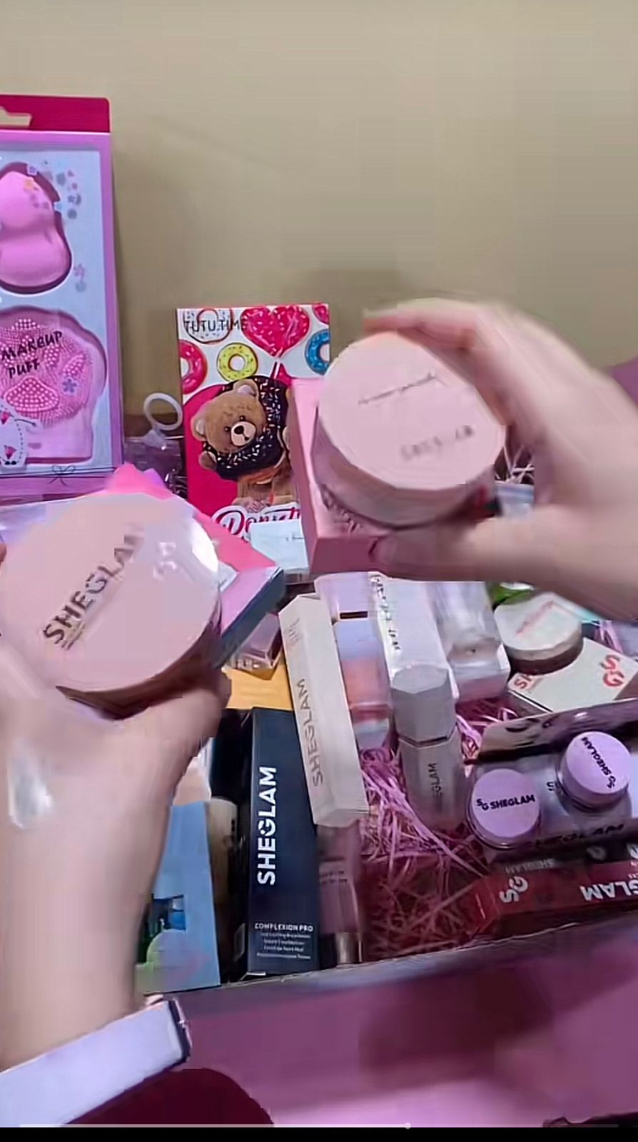 MAKEUP DEAL
