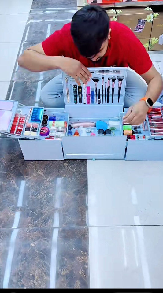 Make-up Kit Cosmetics