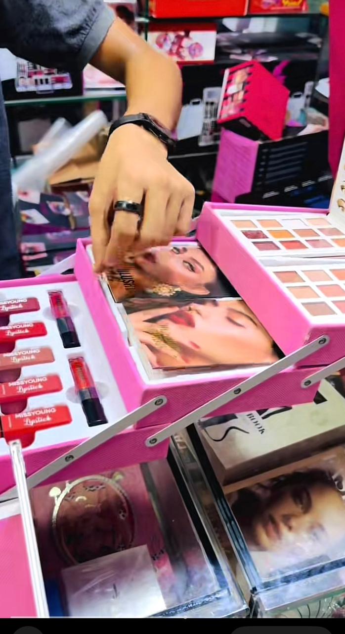 Pink Vanity Kit